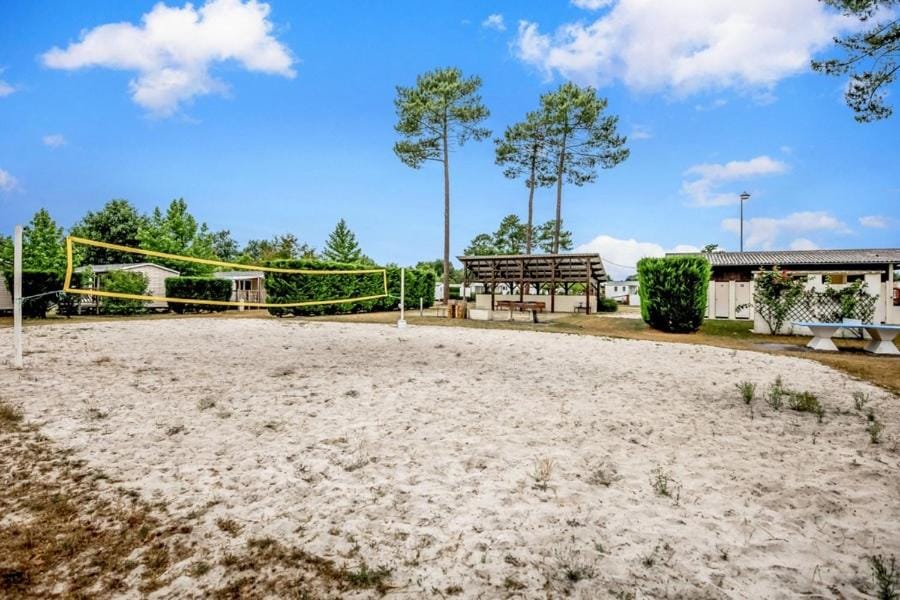 Camping Le Braou - Maeva Campground/ 
RV Resort in Biganos