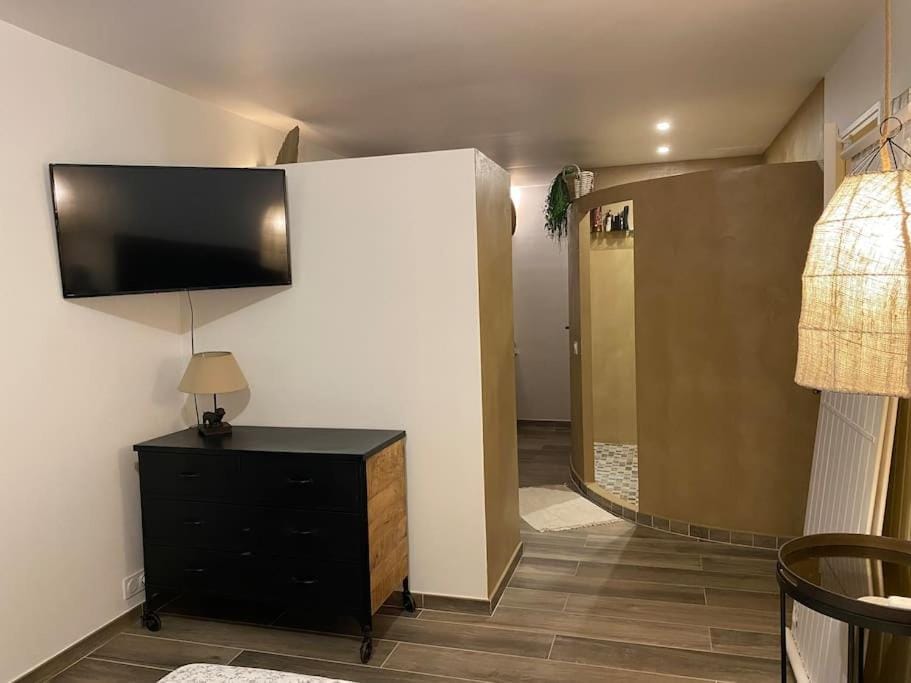 By Elodie Face à la mer Villa in Hyères