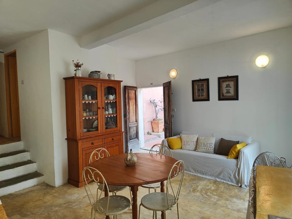 Appartement Les Tilleuls Apartment in Corsica