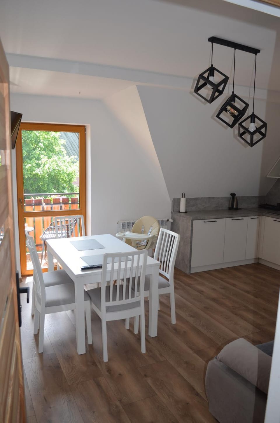 Kitchen or kitchenette, Living room
