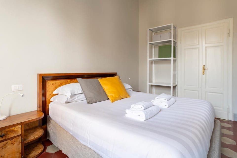 Bed, Photo of the whole room, Bedroom, towels, wardrobe