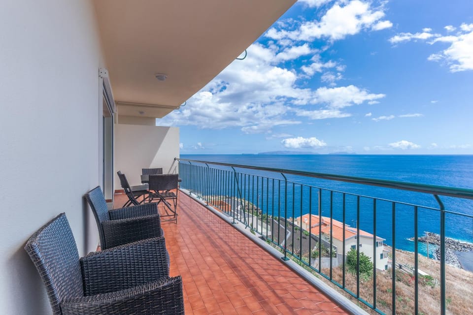 Day, Natural landscape, View (from property/room), Balcony/Terrace, Sea view