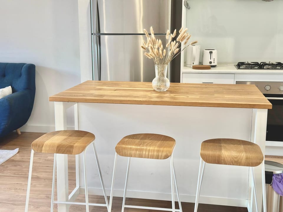 Fully Equipped 3BR-Townhouse Apartment in Adelaide