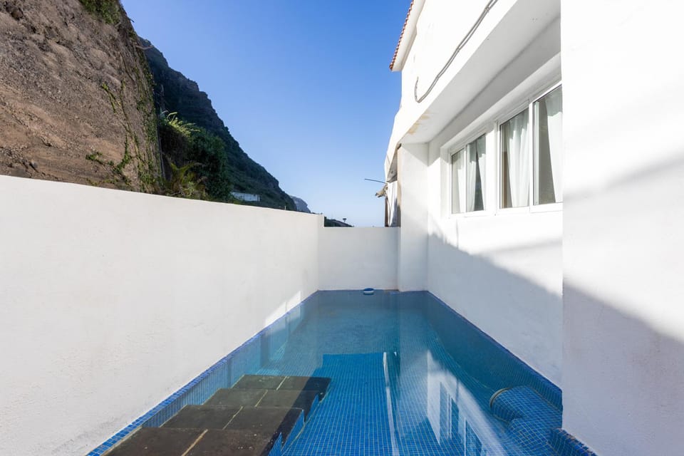 Home2Book Maison de la nature, Piscine Privée Apartment in Orotava Valley