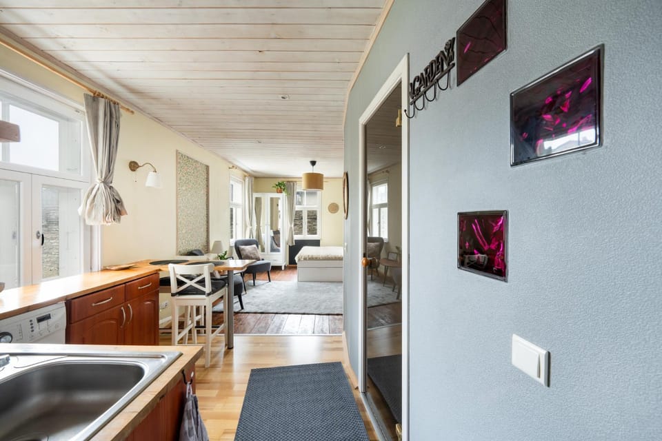 Garden Studio next to Telliskivi & Old Town Apartment in Tallinn