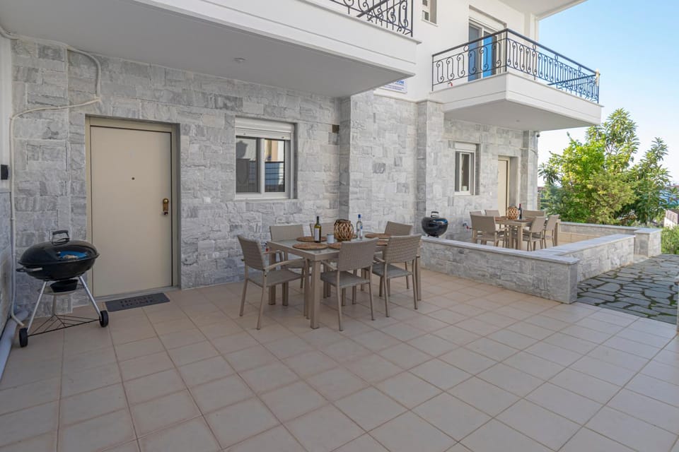 Crystal House 2 Apartment in Halkidiki