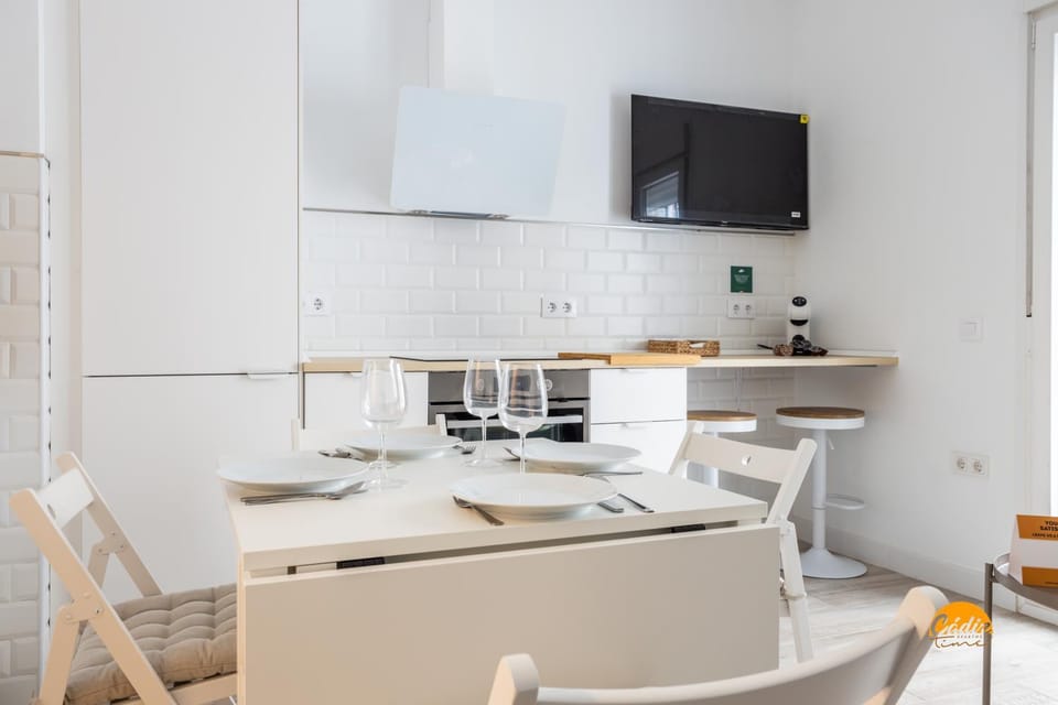 TV and multimedia, Dining area