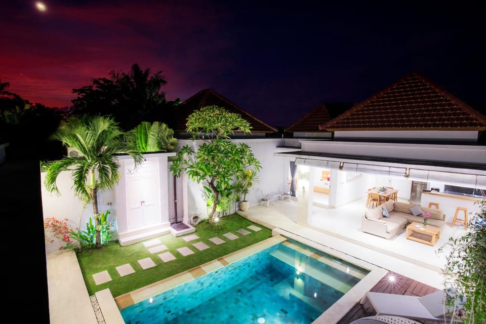 Patio, Bird's eye view, Garden, Living room, Swimming pool
