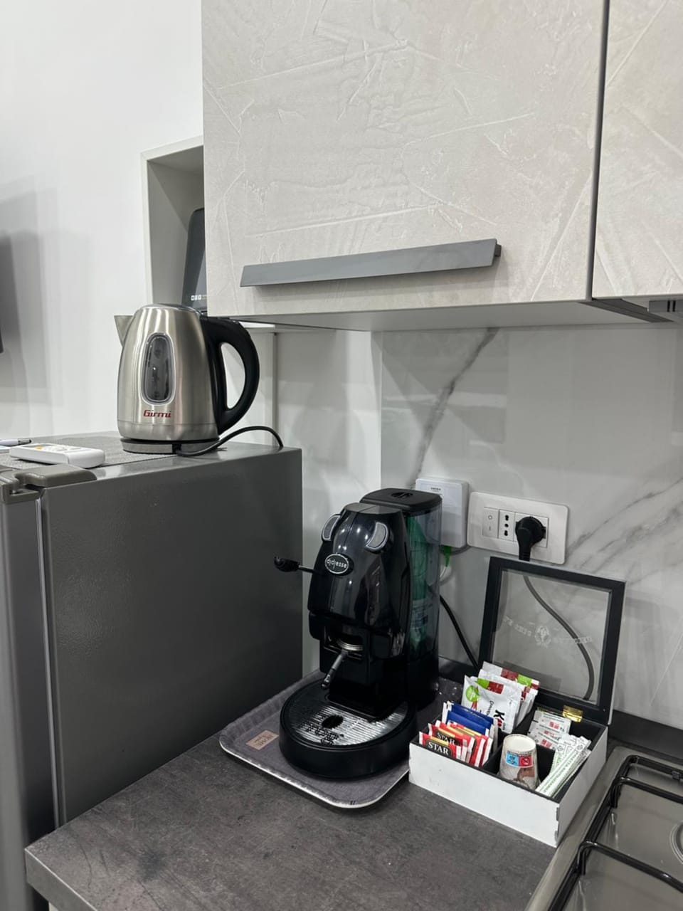 Coffee/tea facilities, Breakfast