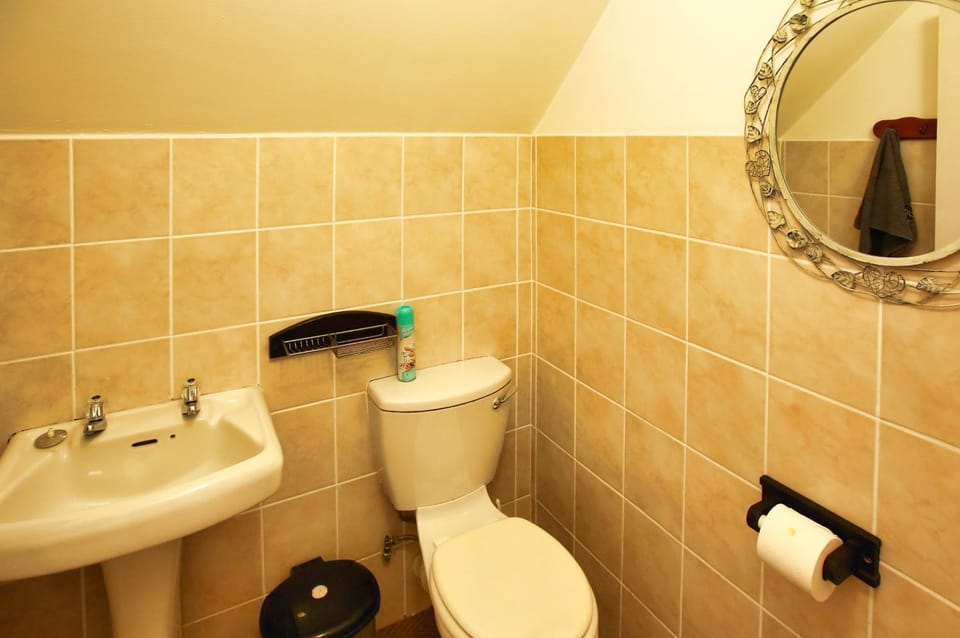 Toilet, Bathroom