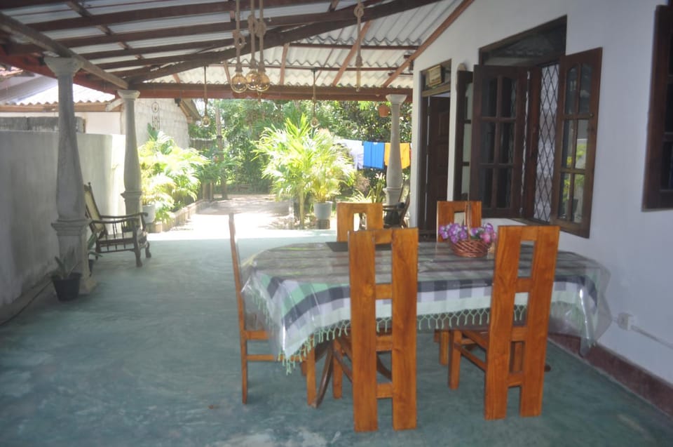 Talalla Mango House Bed and Breakfast in Southern Province