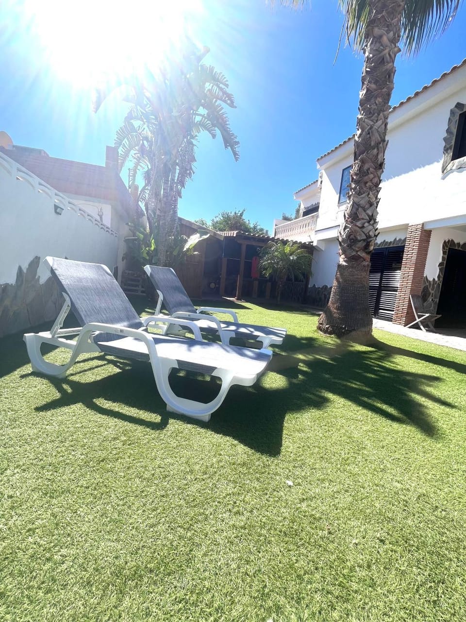 Off site, sunbed