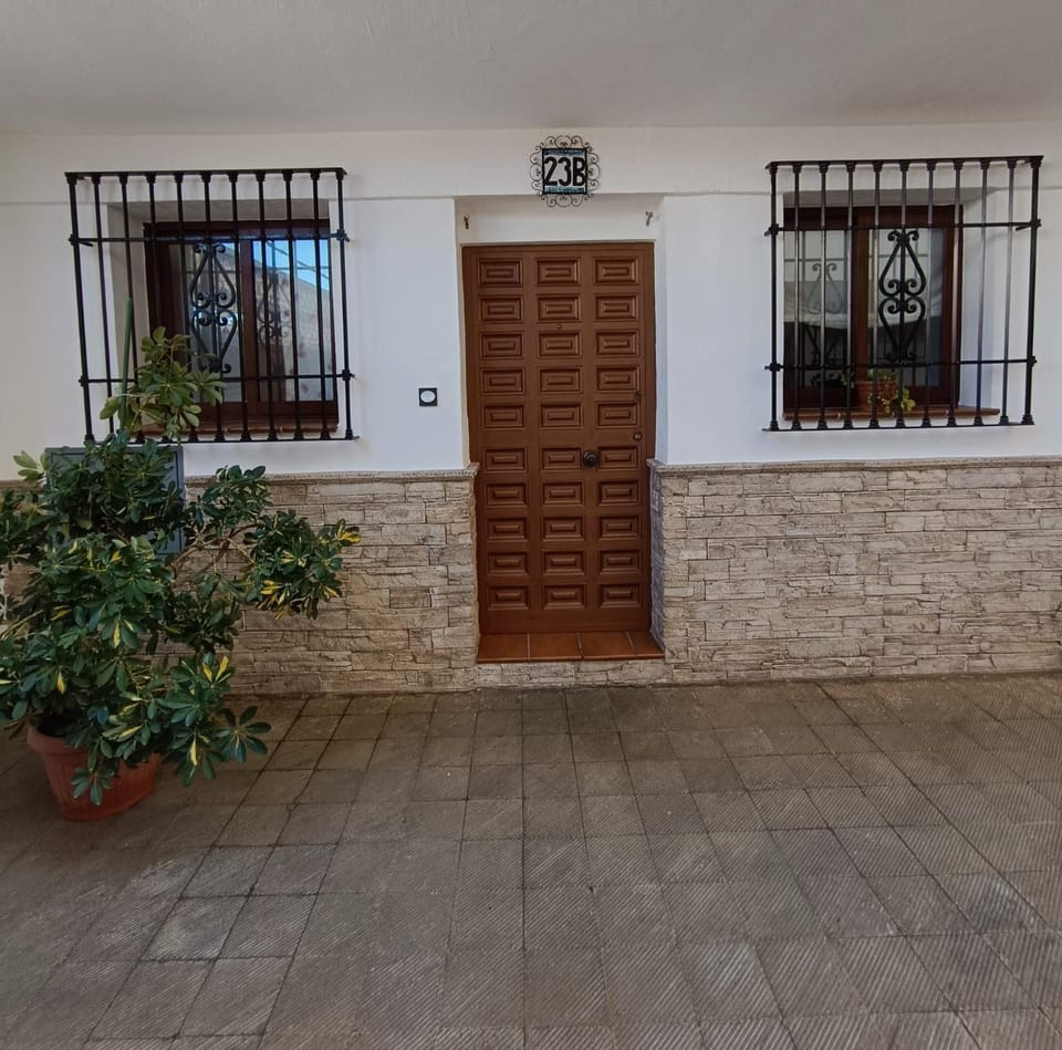 Property building, Facade/entrance
