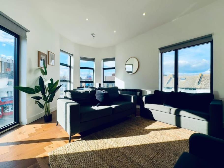 Amazing 2 Bedrooms I Brighton station I Sleep 6 Apartment in Brighton