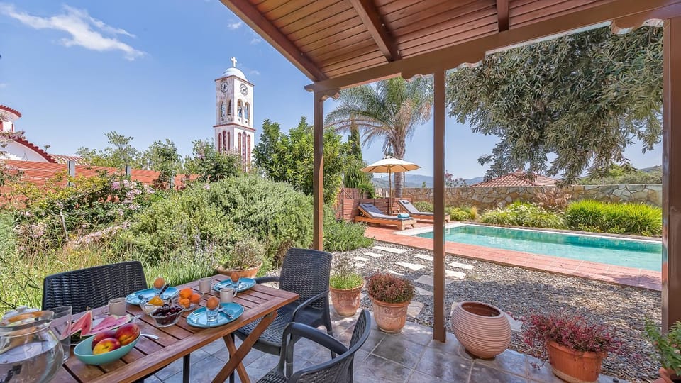 Natural landscape, Balcony/Terrace, Pool view