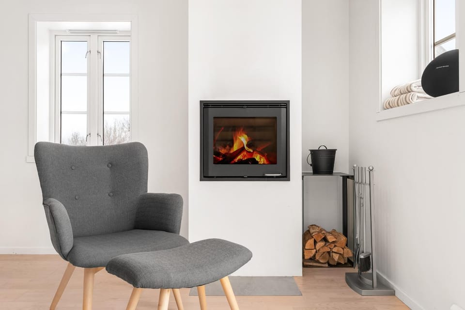 Living room, Seating area, fireplace