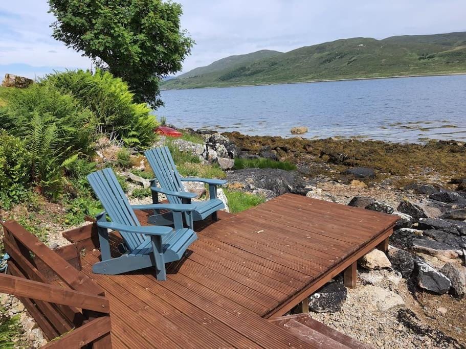 Seating area, Mountain view, Sea view