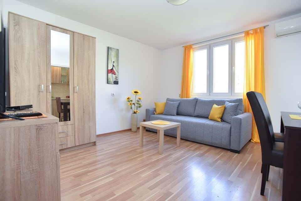 Apartment near Old Town Apartment in Budva
