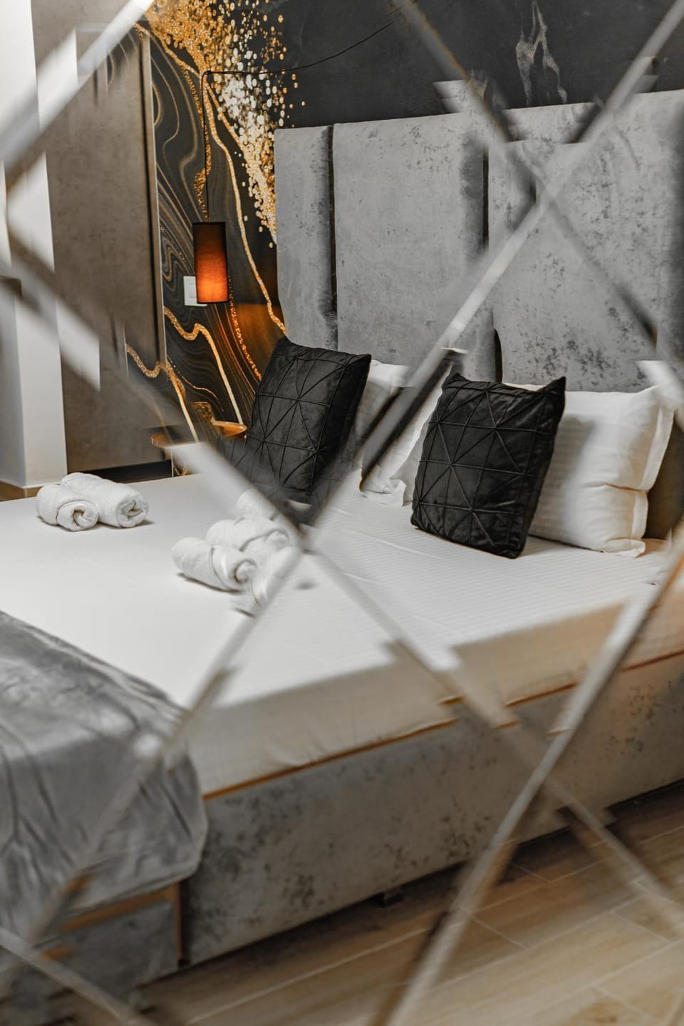 Bed, Photo of the whole room, towels