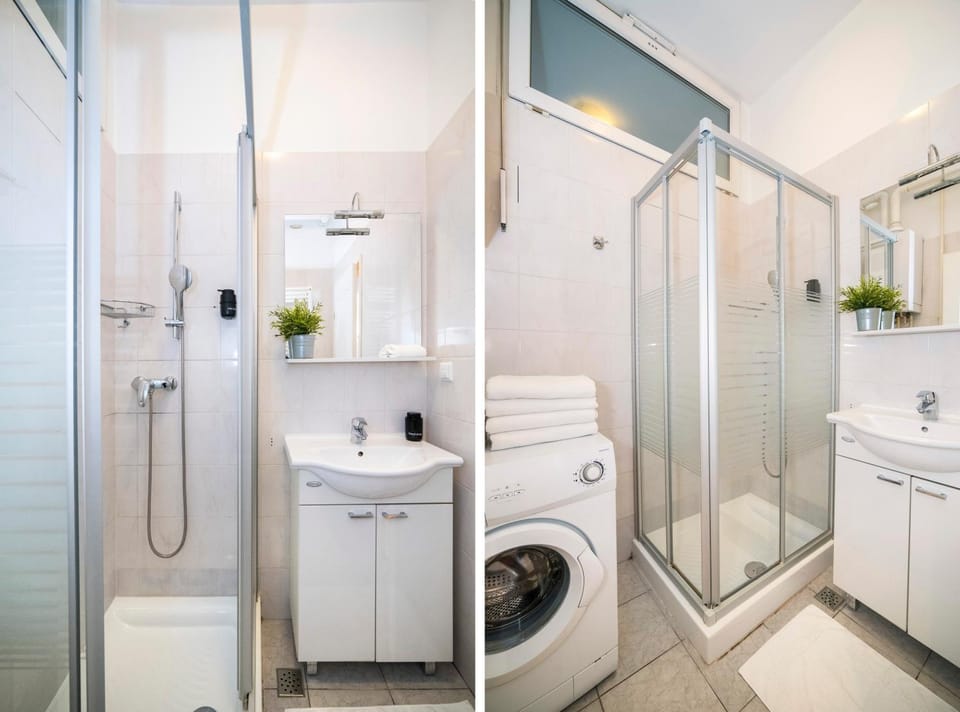 Bathroom, towels, washing machine