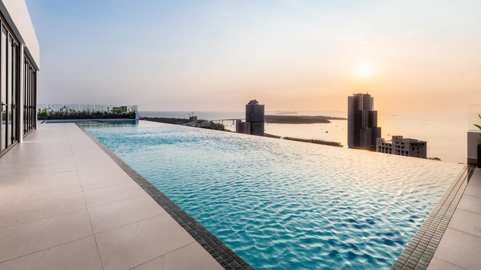Day, Pool view, Swimming pool, Sunrise