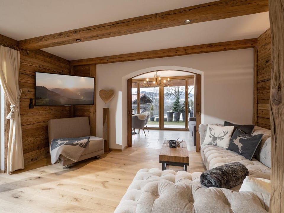 TV and multimedia, Living room