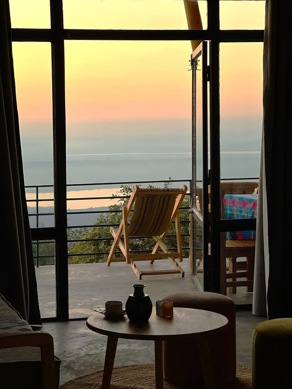 Patio, Lake view, Landmark view, River view
