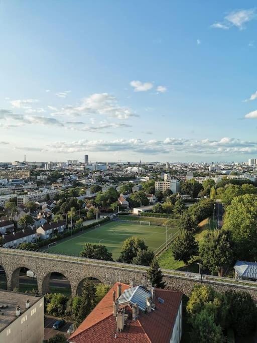 viewTower eiffel 1 ROOM PRIVATE no#2 COLOCATION chez habitant Apartment in Île-de-France