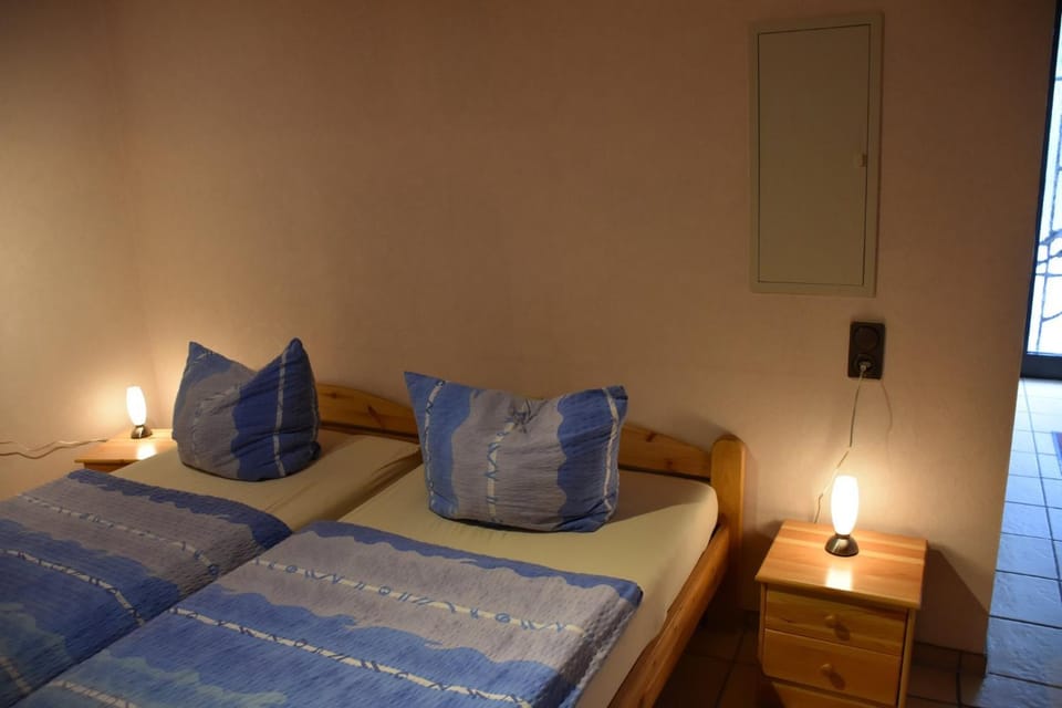 Property building, Living room, Bedroom