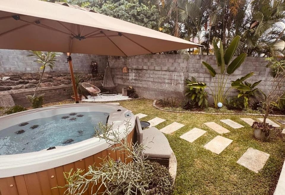 Hestia LCD vous propose Le Ravenala avec SPA House in Réunion