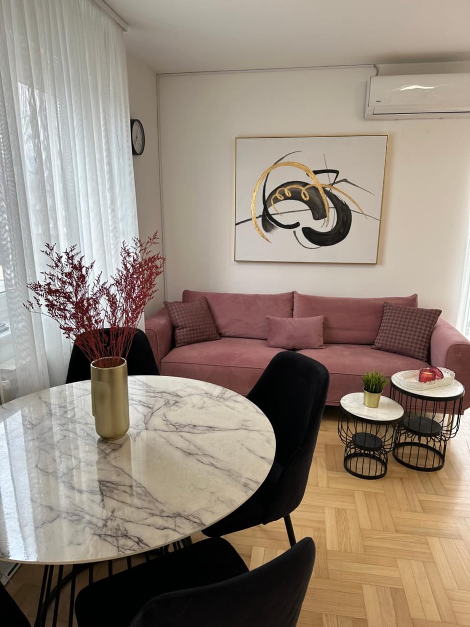 Spring, Day, Summer, Living room, Seating area, Dining area, Time of day