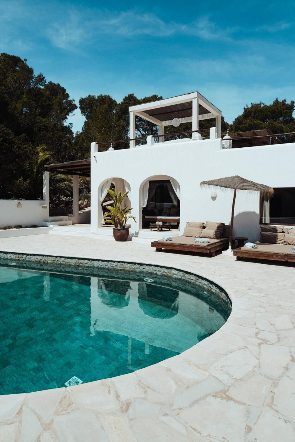 Property building, Swimming pool