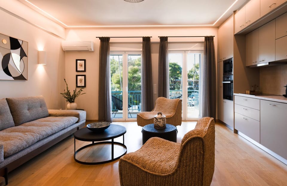 Living room, Seating area