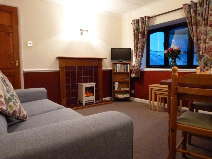Primrose Cottage, Triscombe Farm Cottages Apartment in West Somerset District