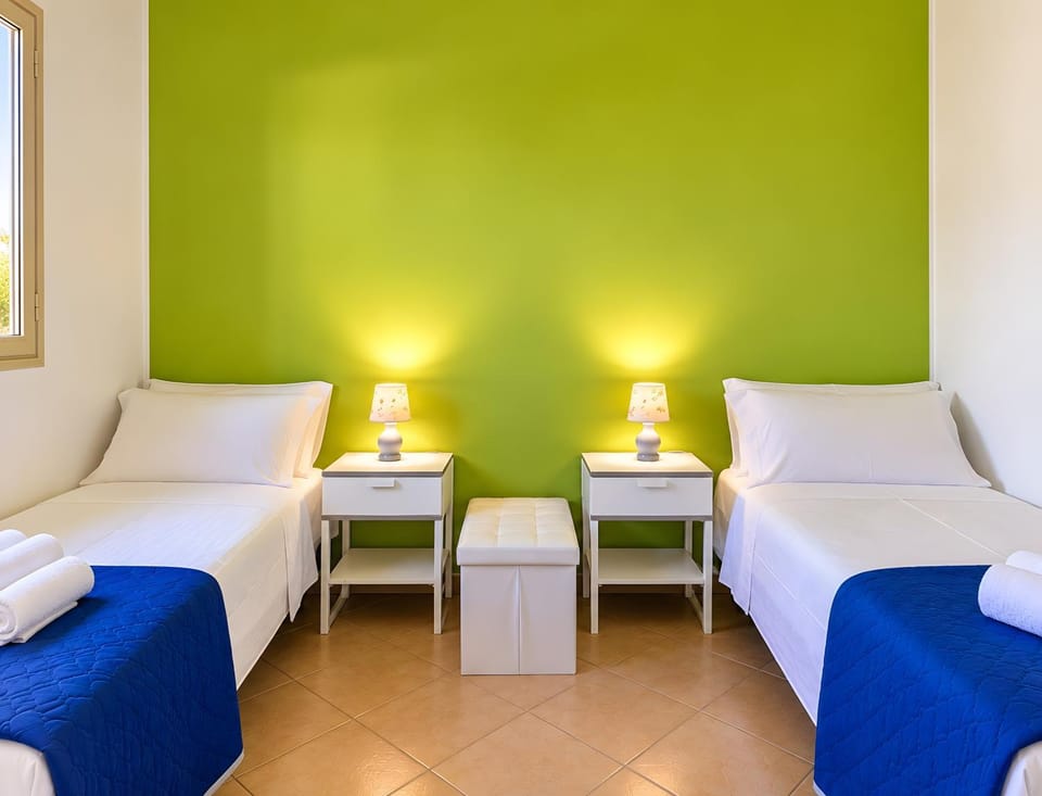 Property building, Living room, Bedroom