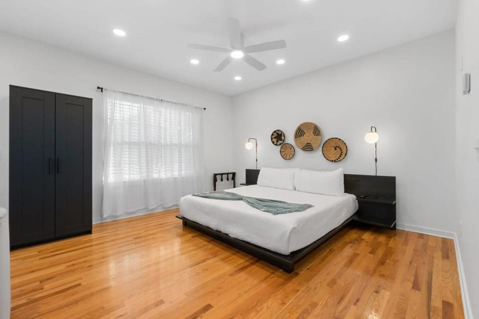 Uptown Loft - Bright - Modern - Walkable Apartment in Saint Augustine