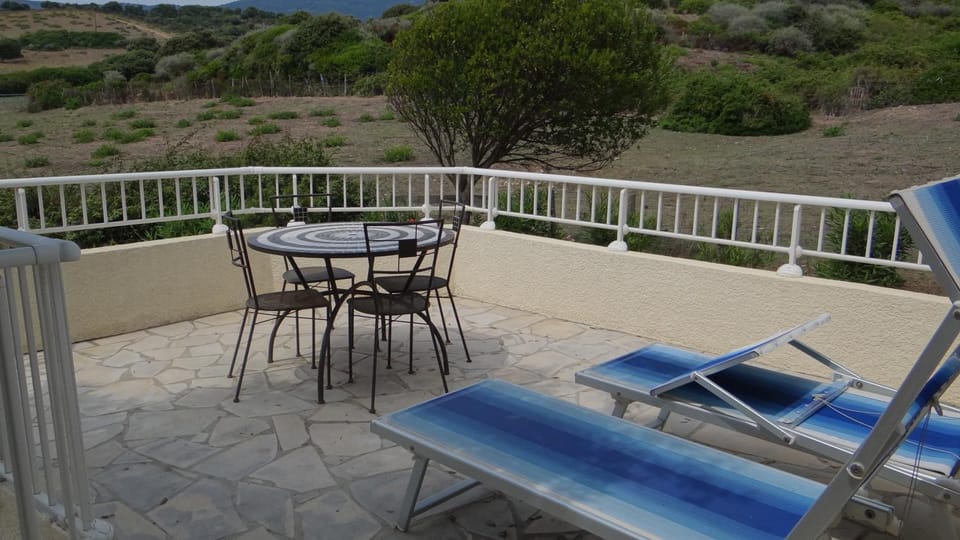Patio, Day