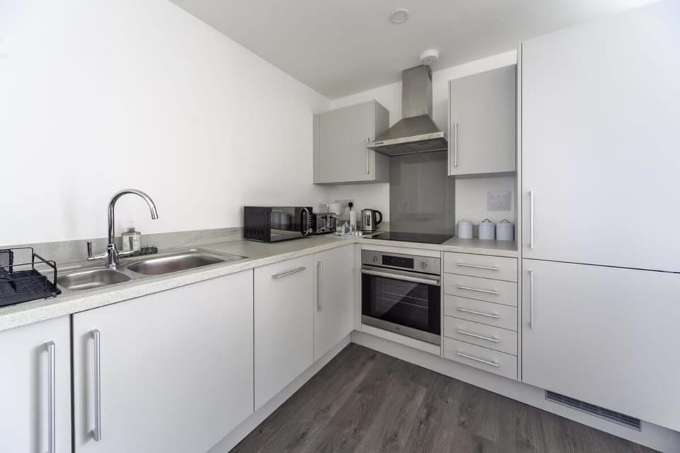 Stylish and Bright 2 Bed Apartment in Ashford Apartment in Ashford