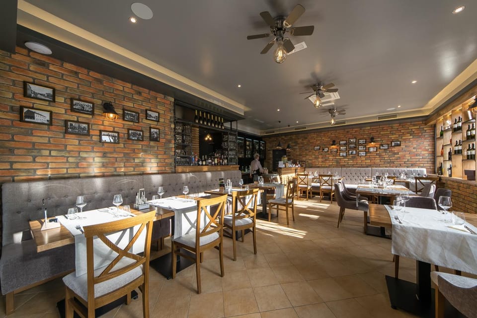 Restaurant/places to eat