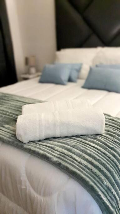 Cozy Apartment with private Garden Apartment in Randburg
