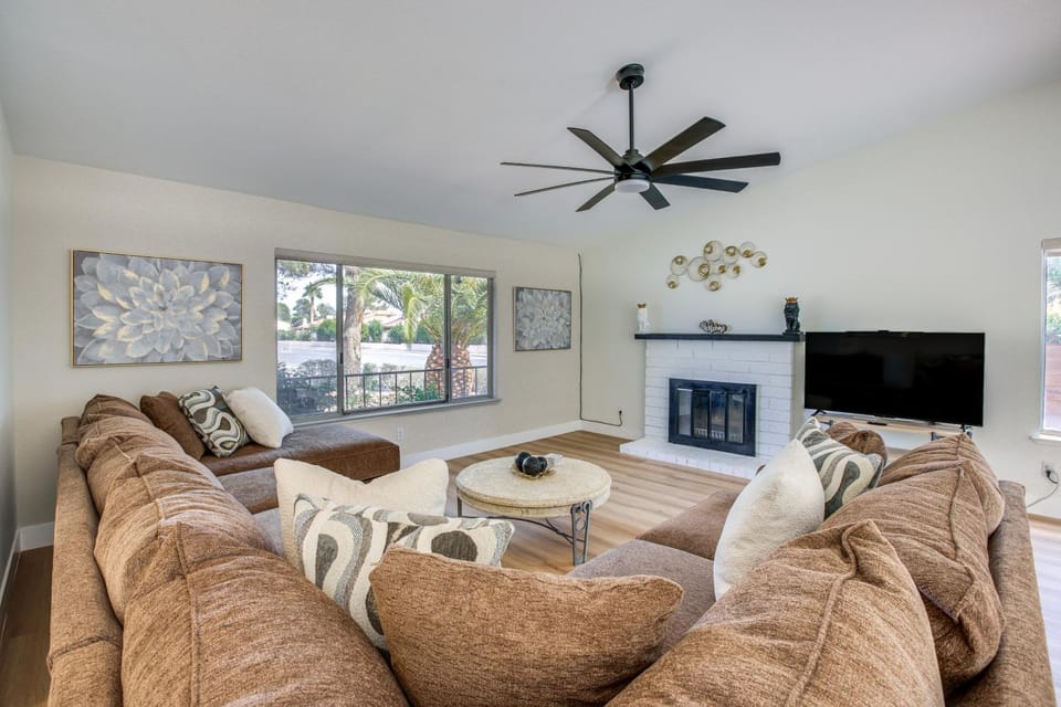 Pet-Friendly Las Vegas Home w/ Pool: 4 Mi to Strip House in Paradise