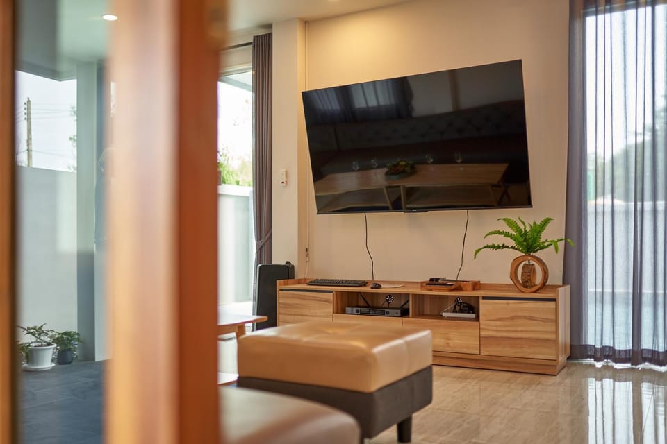 Karaoke, TV and multimedia
