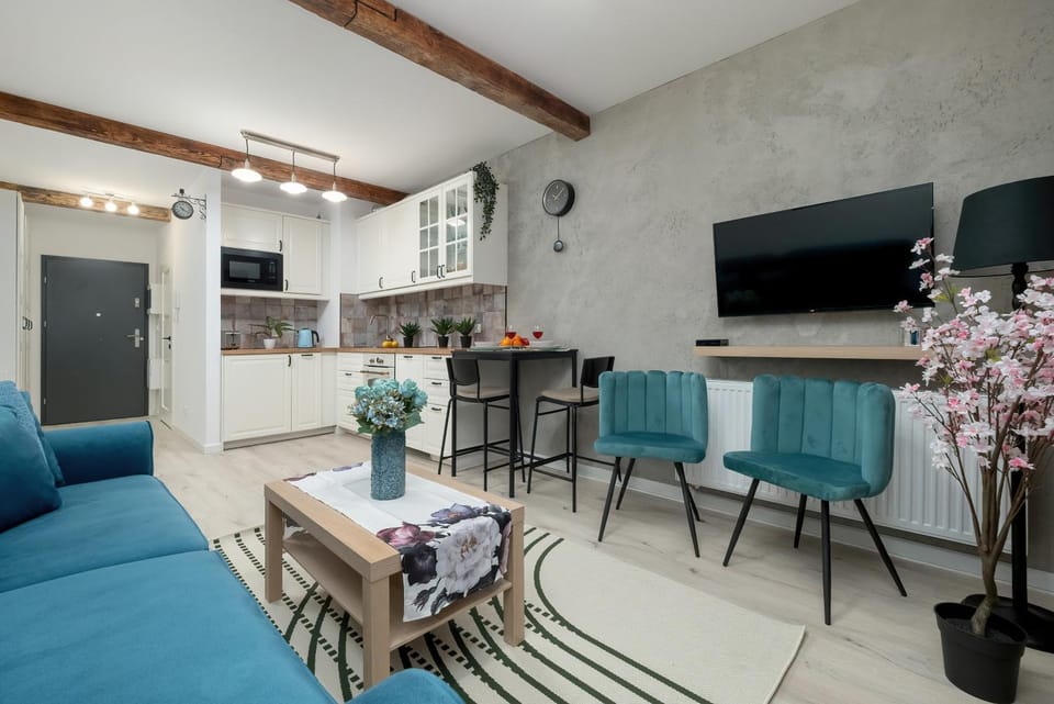 TV and multimedia, Kitchen or kitchenette, Living room, Seating area, Dining area, Evening entertainment