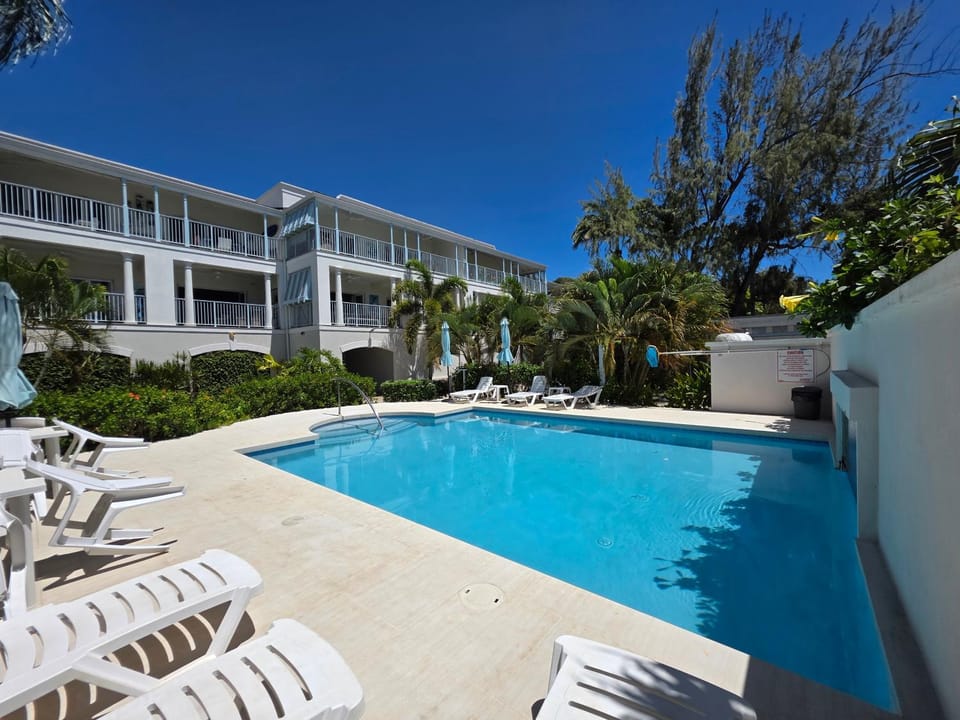 102 Lighthouse Bay Barbados Apartment in Oistins