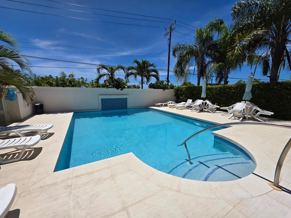102 Lighthouse Bay Barbados Apartment in Oistins
