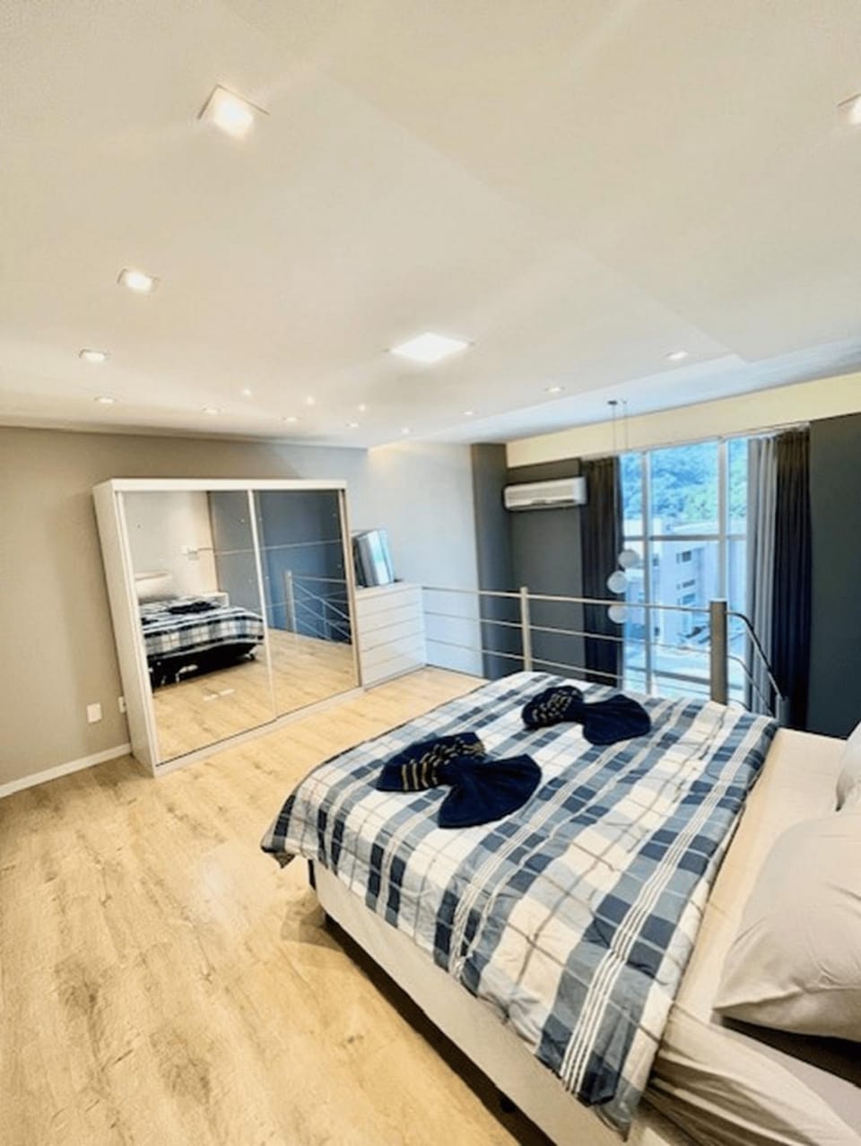 View (from property/room), Photo of the whole room, Bedroom