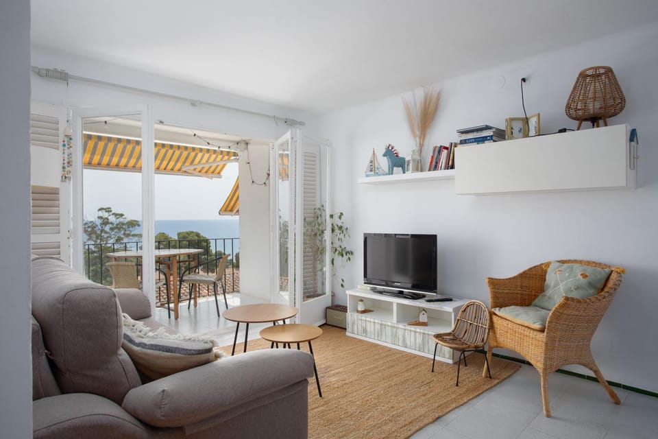 Encantador piso con imponentes vistas al mar Apartment in Calella de Palafrugell