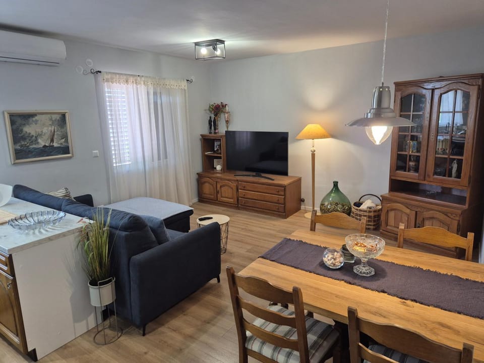 Apartments Danica Sunshine Apartment in Makarska