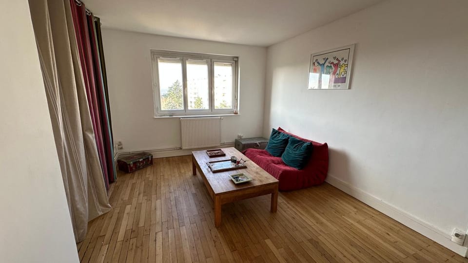 Proche Lyon Croix Rousse / parking / Métro Vacation rental in Caluire-et-Cuire