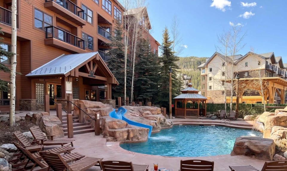 River Run 2BD Condo Walk to Ski and Lift House in Keystone